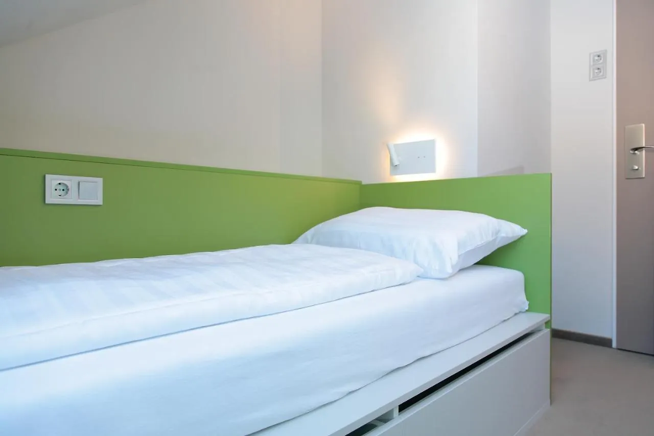 Maverick Central Market Budapest Hostel