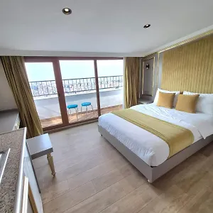 Taksim La Marino Aparthotel Istanboel