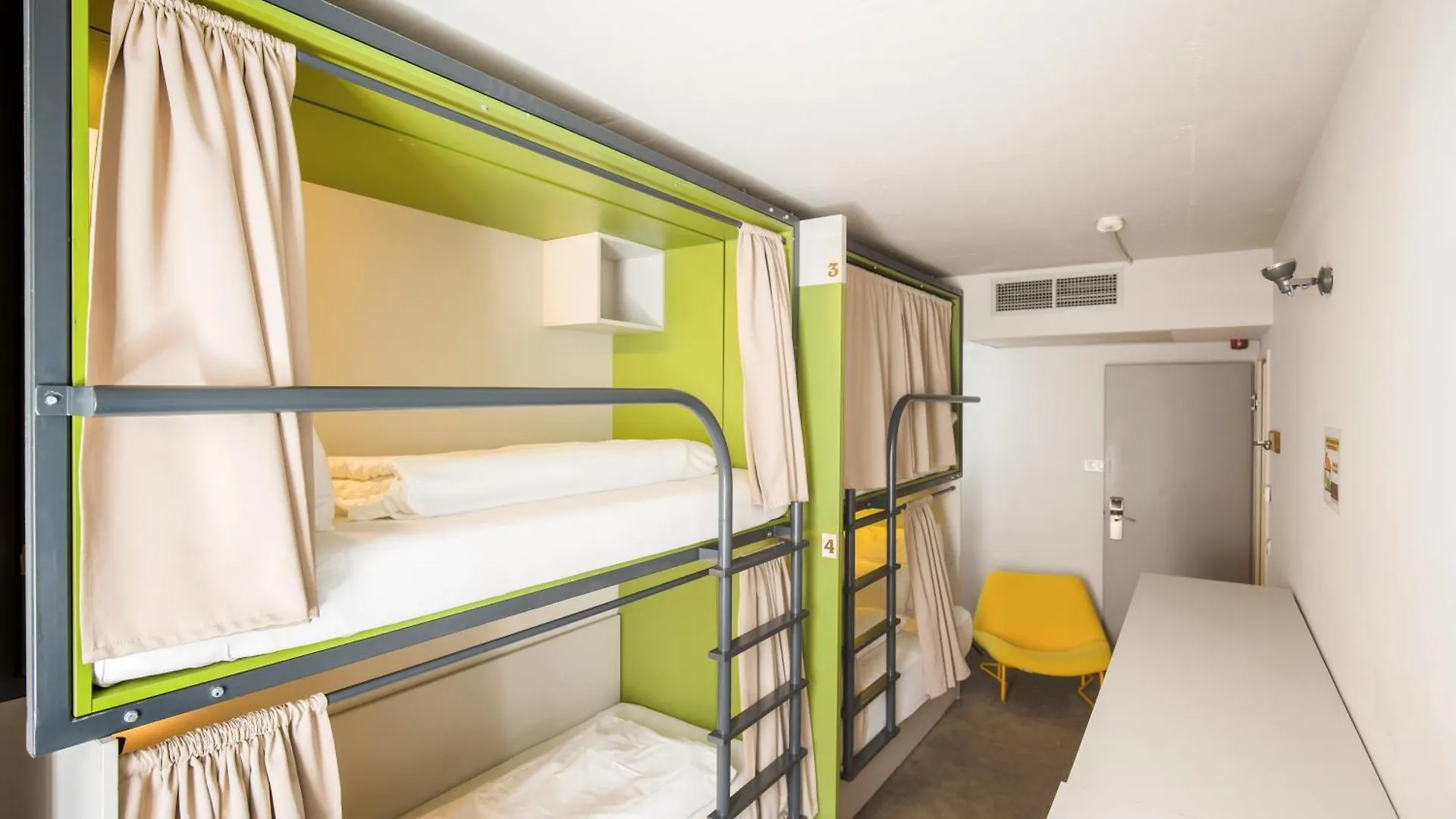 Hostel Maverick Central Market Budapest Hungary